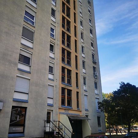Central Park Apartman Szekszárd Exteriér fotografie