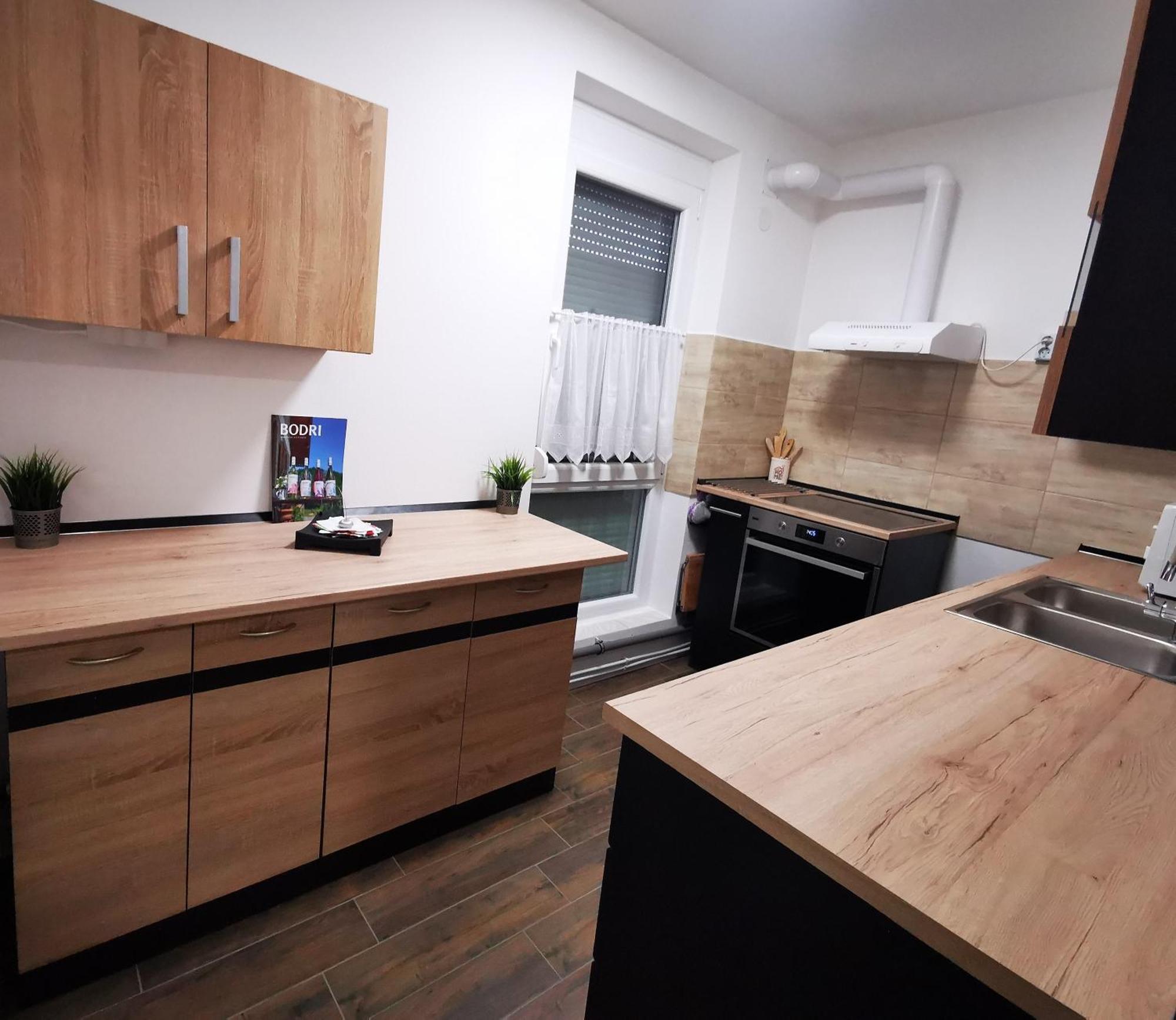 Central Park Apartman Szekszárd Exteriér fotografie